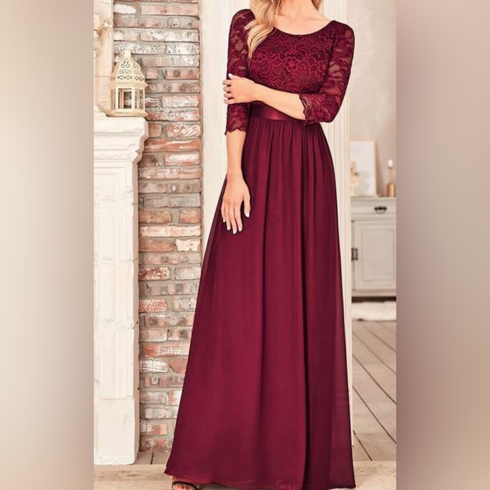 Gorgeous maroon dress with 3/4 sleeve